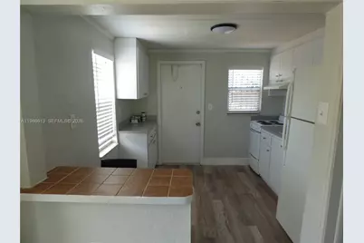 8155 NW 15th Ave, Miami, FL 33147 - Photo 11