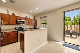 4233 SW 164th Ct, Miami, FL 33185 - Photo 11