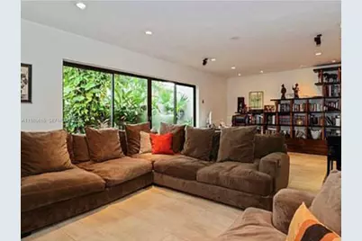 2991 Lakewood Ln #329, Hollywood, FL 33021 - Photo 5