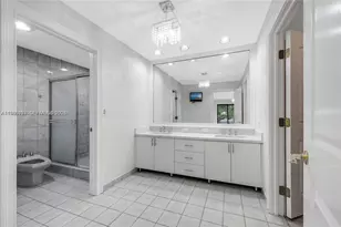 9005 SW 56th St, Miami, FL 33165 - Photo 9