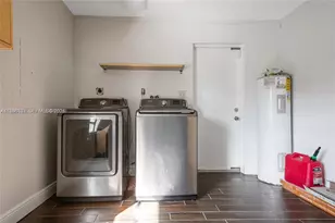 9005 SW 56th St, Miami, FL 33165 - Photo 19