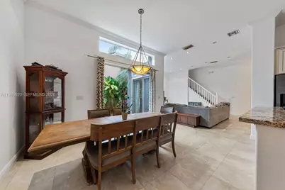 1104 Redwood St, Hollywood, FL 33019 - Photo 13