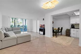 18041 Biscayne Blvd, Aventura, FL 33160 - Photo 5