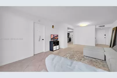 18041 Biscayne Blvd #202, Aventura, FL 33160 - Photo 9