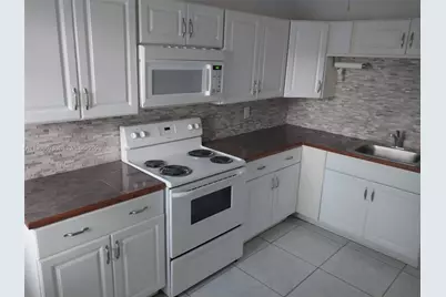 1050 Atlantic Shores Blvd #106, Hallandale Beach, FL 33009 - Photo 5