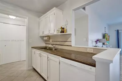 400 N Riverside Dr #503, Pompano Beach, FL 33062 - Photo 27