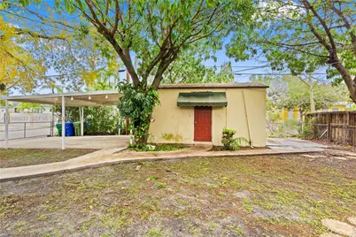 1941 SW 18th St, Miami, FL 33145 - Photo 37
