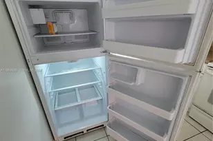 1370 NE 119th St, Miami, FL 33161 - Photo 29