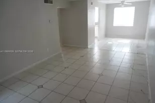 1370 NE 119th St, Miami, FL 33161 - Photo 15