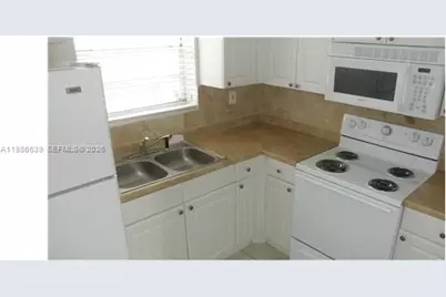 1370 NE 119th St #137015, Miami, FL 33161 - Photo 5