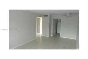 1370 NE 119th St, Miami, FL 33161 - Photo 7