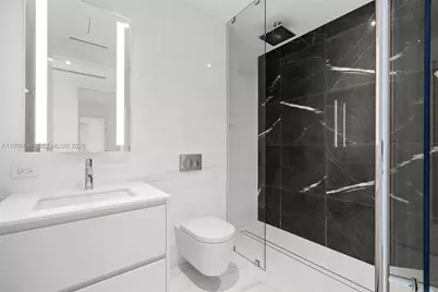 300 Biscayne Blvd Way #2409, Miami, FL 33131 - Photo 25