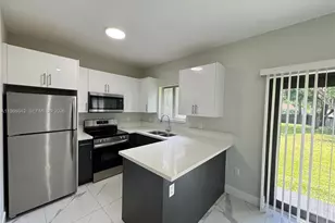 521 NW 22nd Ave, Fort Lauderdale, FL 33311 - Photo 13