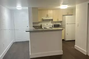 9777 Nob Hill Ct, Sunrise, FL 33351 - Photo 7