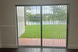 9777 Nob Hill Ct, Sunrise, FL 33351 - Photo 5