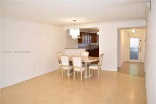 9561 Sunrise Lakes Blvd, Sunrise, FL 33322 - Photo 13