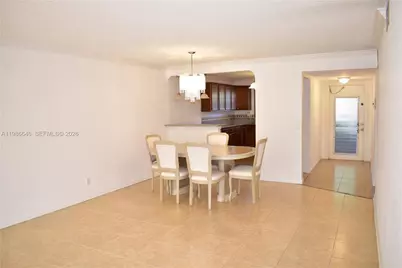 9561 Sunrise Lakes Blvd #106, Sunrise, FL 33322 - Photo 11