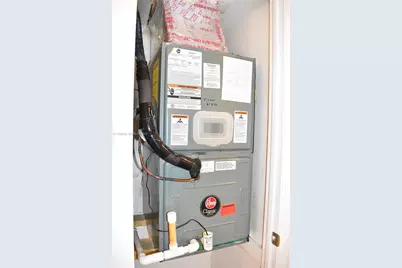 9561 Sunrise Lakes Blvd #106, Sunrise, FL 33322 - Photo 25