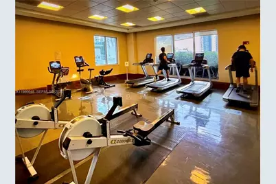 1050 Brickell Ave #2102, Miami, FL 33131 - Photo 11