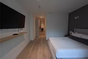 239 SW 9th St, Miami, FL 33130 - Photo 13