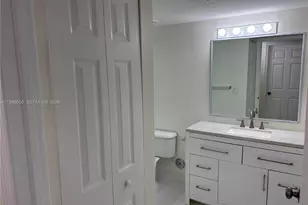 655 SW 111th Way, Pembroke Pines, FL 33025 - Photo 35