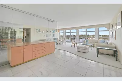 5055 Collins Ave #5M, Miami Beach, FL 33140 - Photo 3