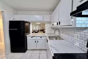 8321 Sands Point Blvd, Tamarac, FL 33321 - Photo 5