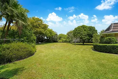 10805 SW 128th Ter, Miami, FL 33176 - Photo 33