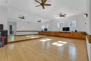 3235 NE 184th St, Aventura, FL 33160 - Photo 31
