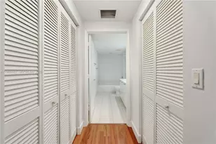 951 Brickell Ave, Miami, FL 33131 - Photo 23