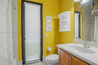 19528 SW 79th Pl, Cutler Bay, FL 33157 - Photo 23