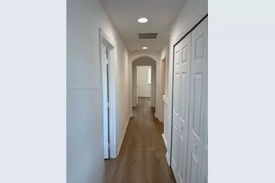 2470 SE 15th Pl #335, Homestead, FL 33035 - Photo 5