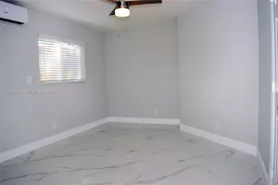 622 NE 6th St #2, Hallandale Beach, FL 33009 - Photo 11