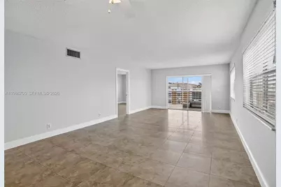 3050 NE 16th Ave #407, Oakland Park, FL 33334 - Photo 13