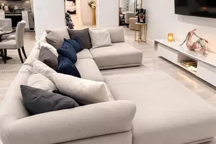 671 NE 195th St, Miami, FL 33179 - Photo 5