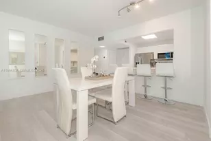 2301 Collins Ave, Miami Beach, FL 33139 - Photo 11