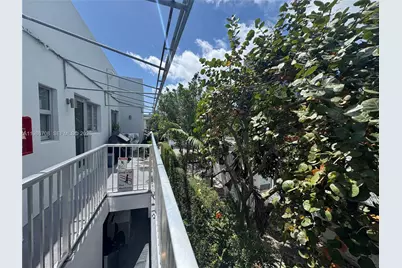 1560 West Ave #4, Miami Beach, FL 33139 - Photo 9