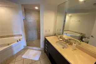 18201 Collins Ave, Sunny Isles Beach, FL 33160 - Photo 5