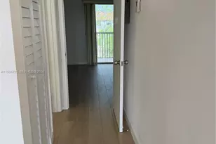 13355 SW 9th Ct, Pembroke Pines, FL 33027 - Photo 7