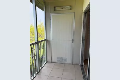 13355 SW 9th Ct #415H, Pembroke Pines, FL 33027 - Photo 17