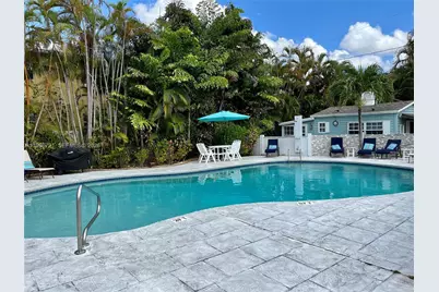 57 NE 24th St #Cottage, Wilton Manors, FL 33305 - Photo 11