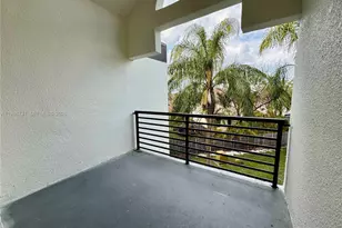 9731 Fontainebleau Blvd, Miami, FL 33172 - Photo 9