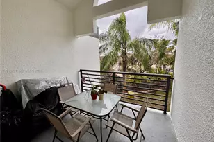 9731 Fontainebleau Blvd, Miami, FL 33172 - Photo 15