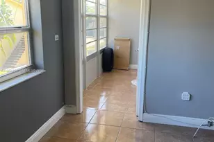 20111 NE 27th Ct, Aventura, FL 33180 - Photo 9