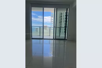 1300 Brickell Bay Dr #1606, Miami, FL 33131 - Photo 5