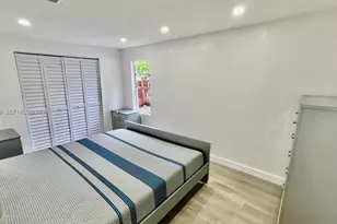 48 SW 14th St, Dania Beach, FL 33004 - Photo 7