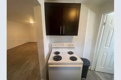 5738 Garfield St #B, Hollywood, FL 33021 - Photo 9