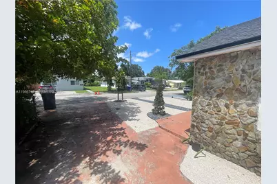 5738 Garfield St #B, Hollywood, FL 33021 - Photo 27