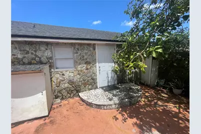 5738 Garfield St #B, Hollywood, FL 33021 - Photo 3