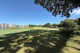 9461 Evergreen Pl, Davie, FL 33324 - Photo 21